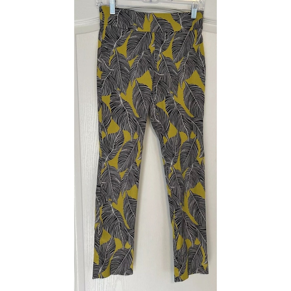 Krazy Larry Pants Womens Size 2 Pull On Stretch Leaf Print Jungle Tapered Ankle